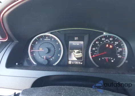 2015 Toyota Camry Se z USA, uszkodzony, nr VIN 4T1BF1FK4FU103957